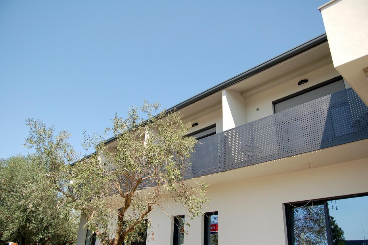 Rooms And Apartments Lisjak Koper Bagian luar foto